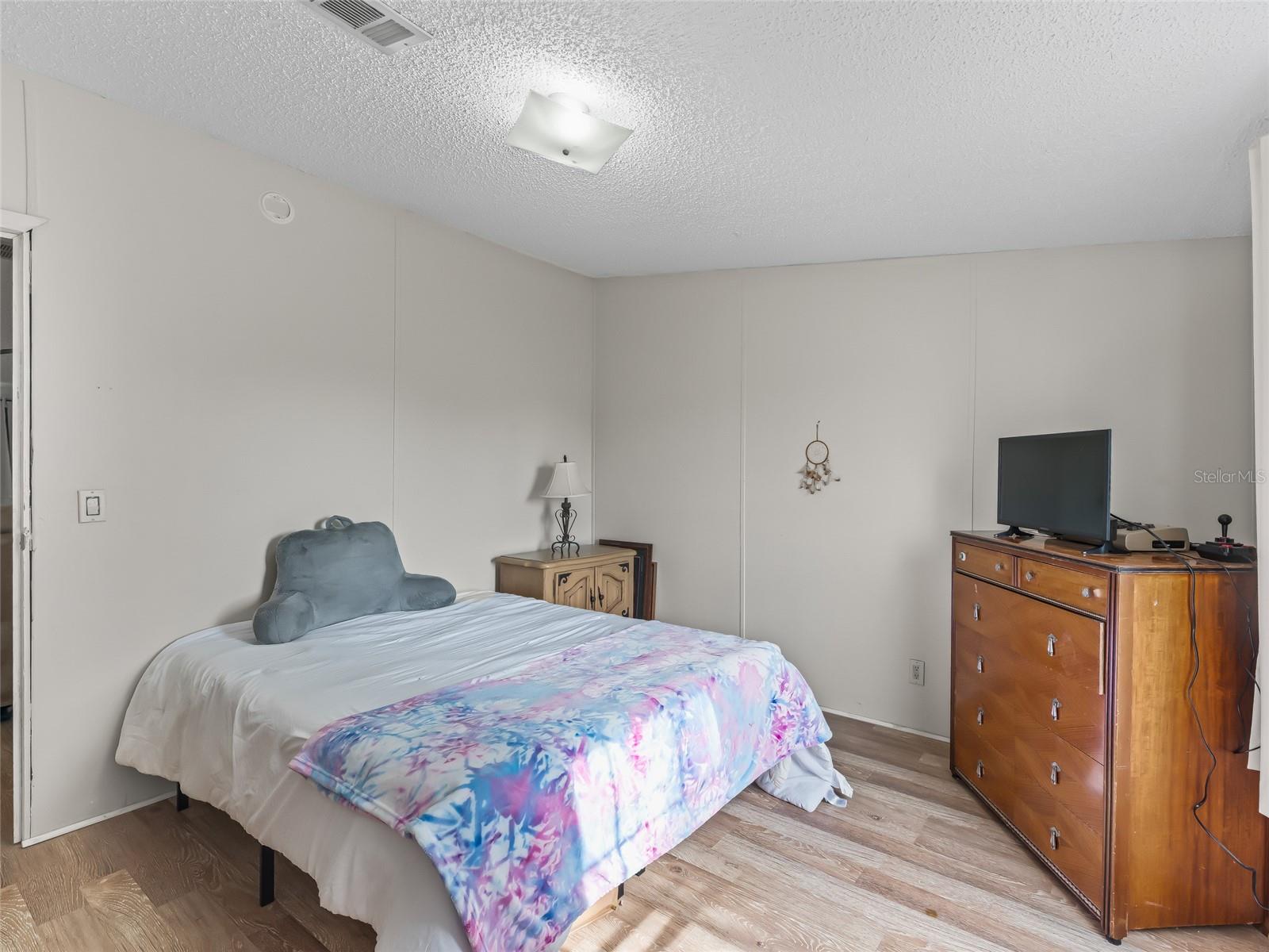 Image 23 of 40 For 14130 175th Street
