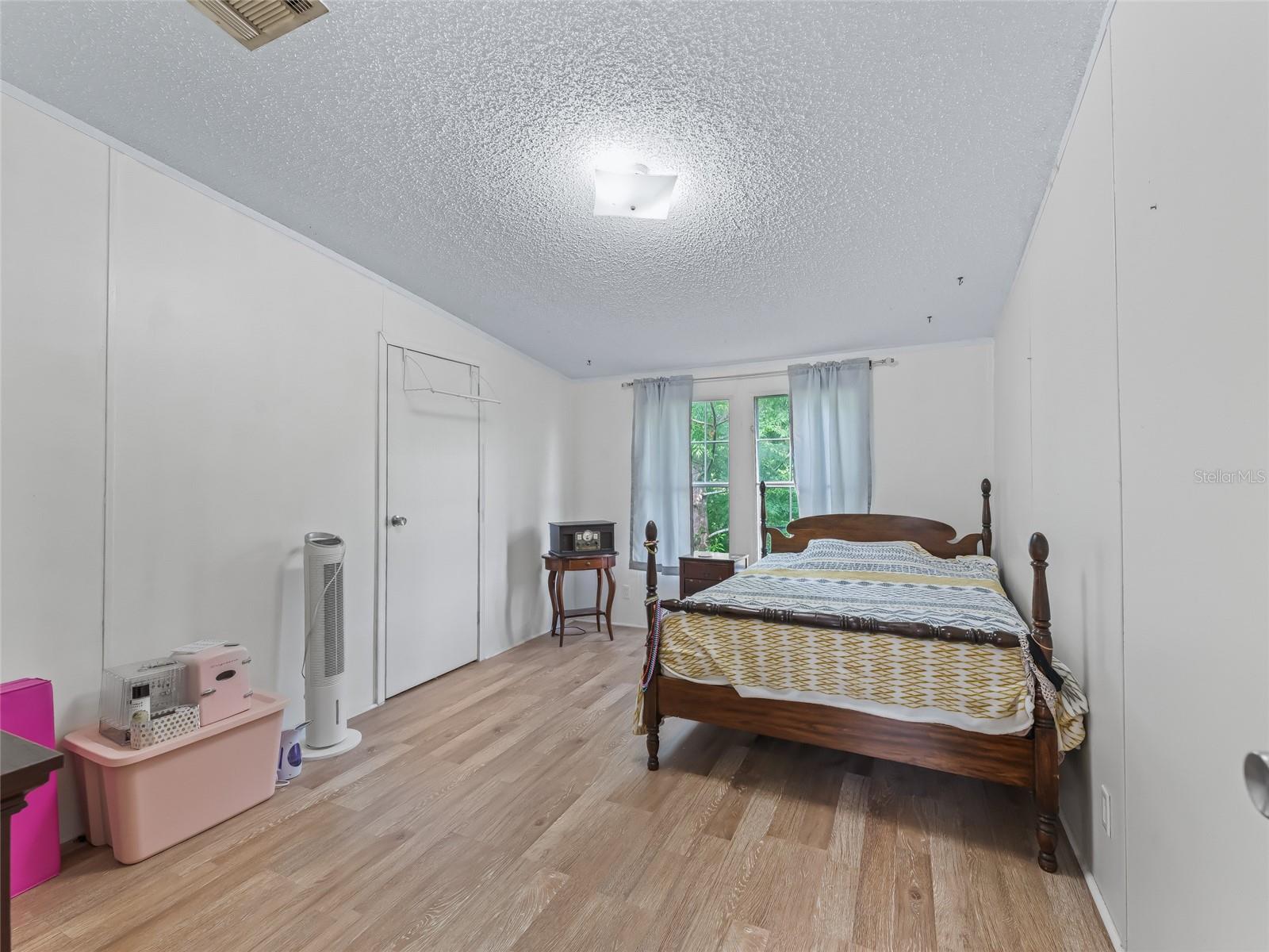 Image 24 of 40 For 14130 175th Street