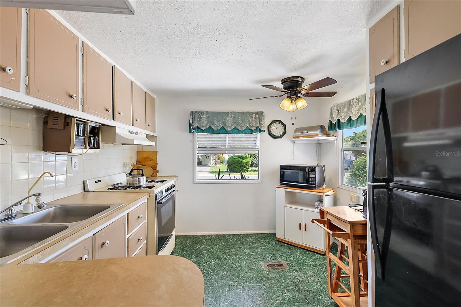 Image 9 of 25 For 11750 Hickory Lane