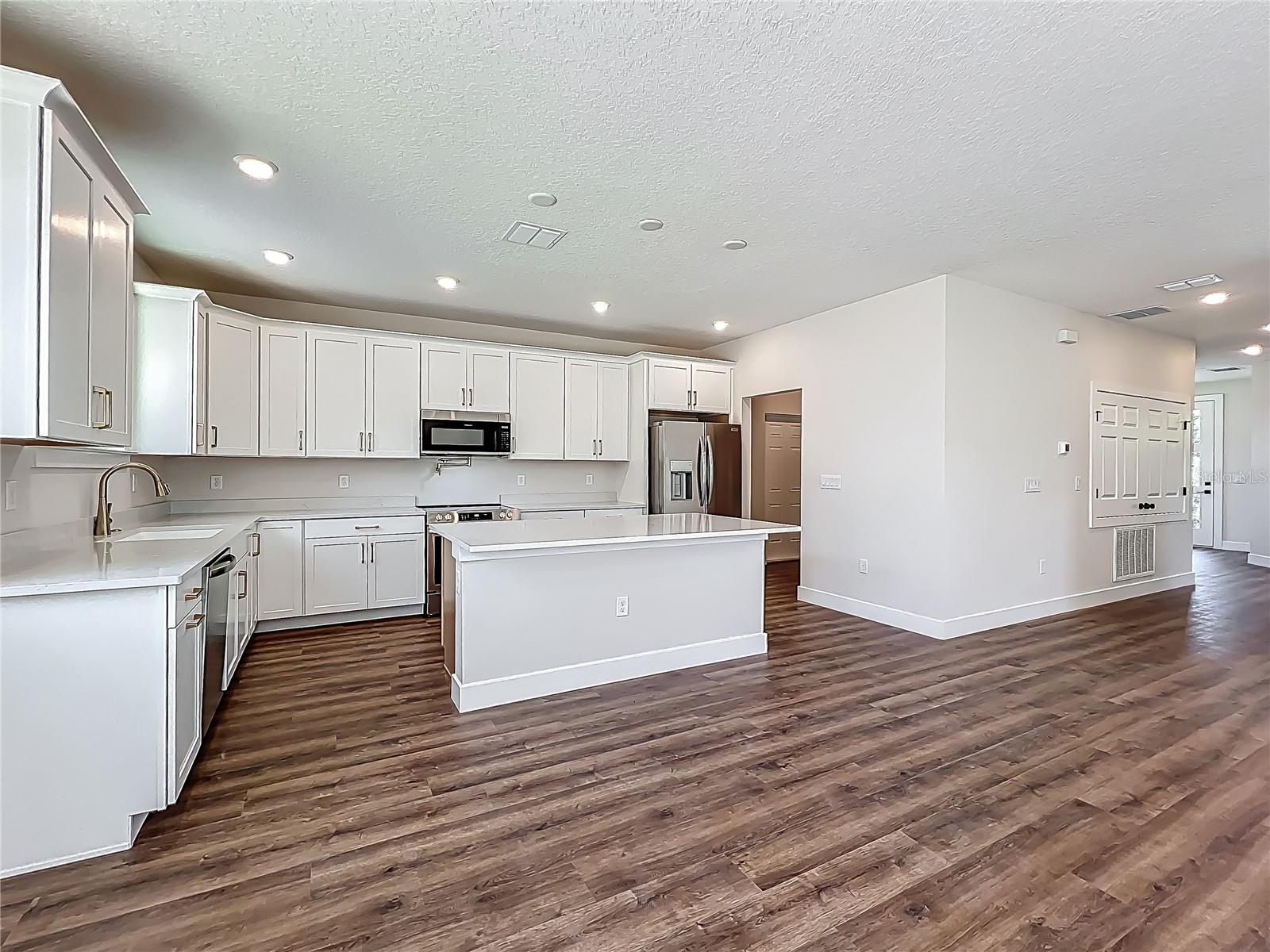 Image 16 of 72 For 591 Osceola  