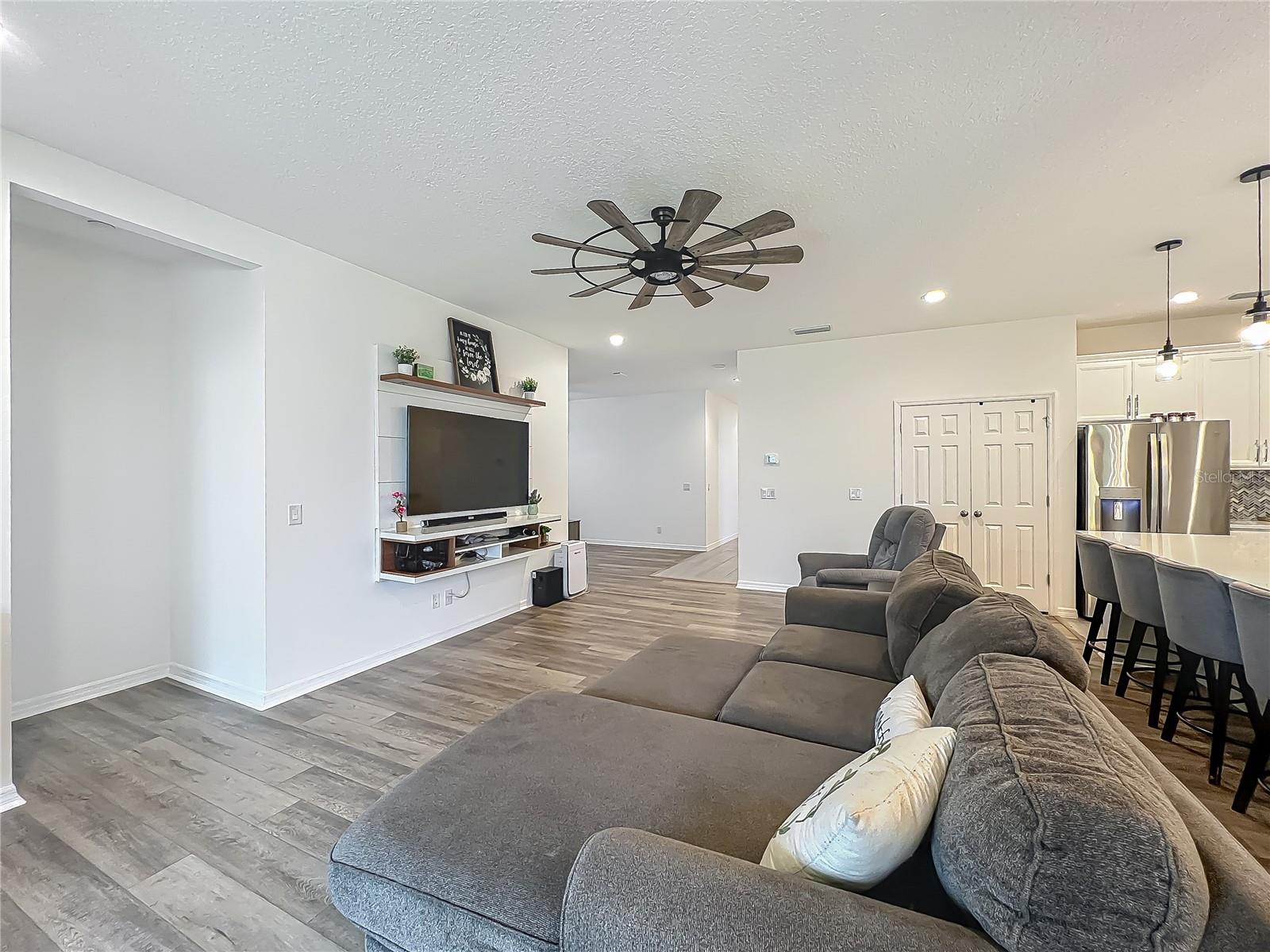 Image 13 of 54 For 124 Juno Drive