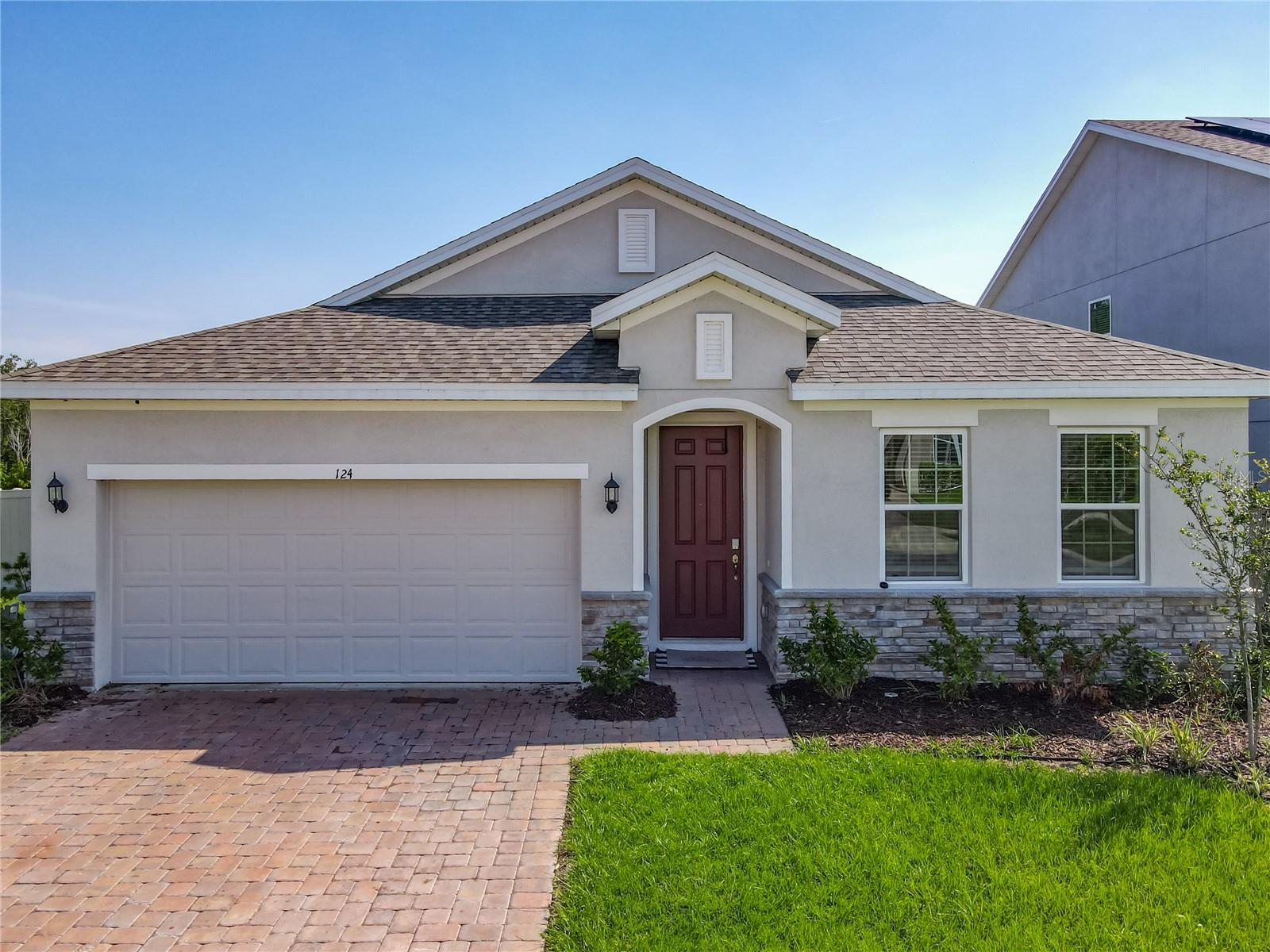 Image 4 of 54 For 124 Juno Drive