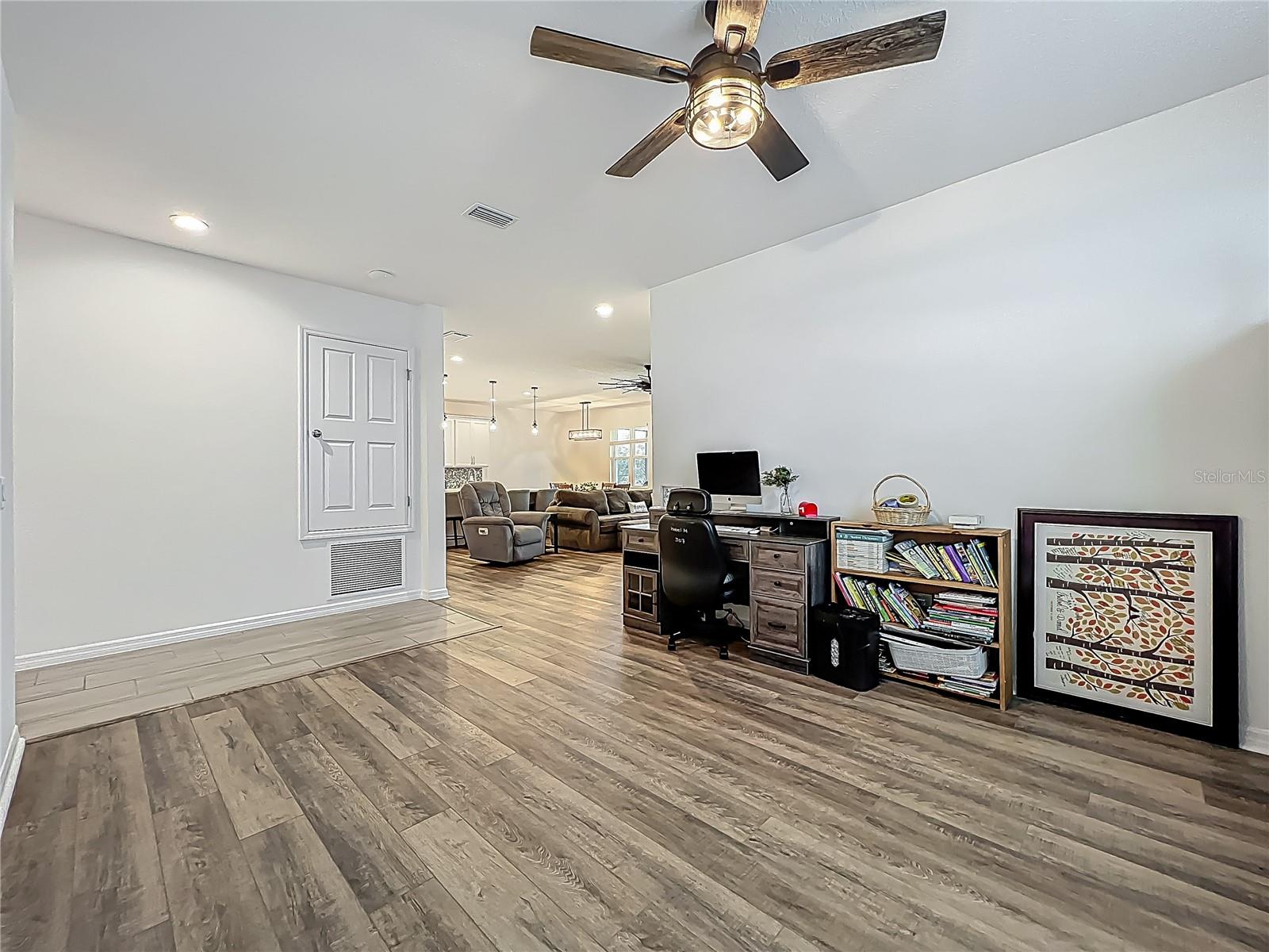 Image 8 of 54 For 124 Juno Drive
