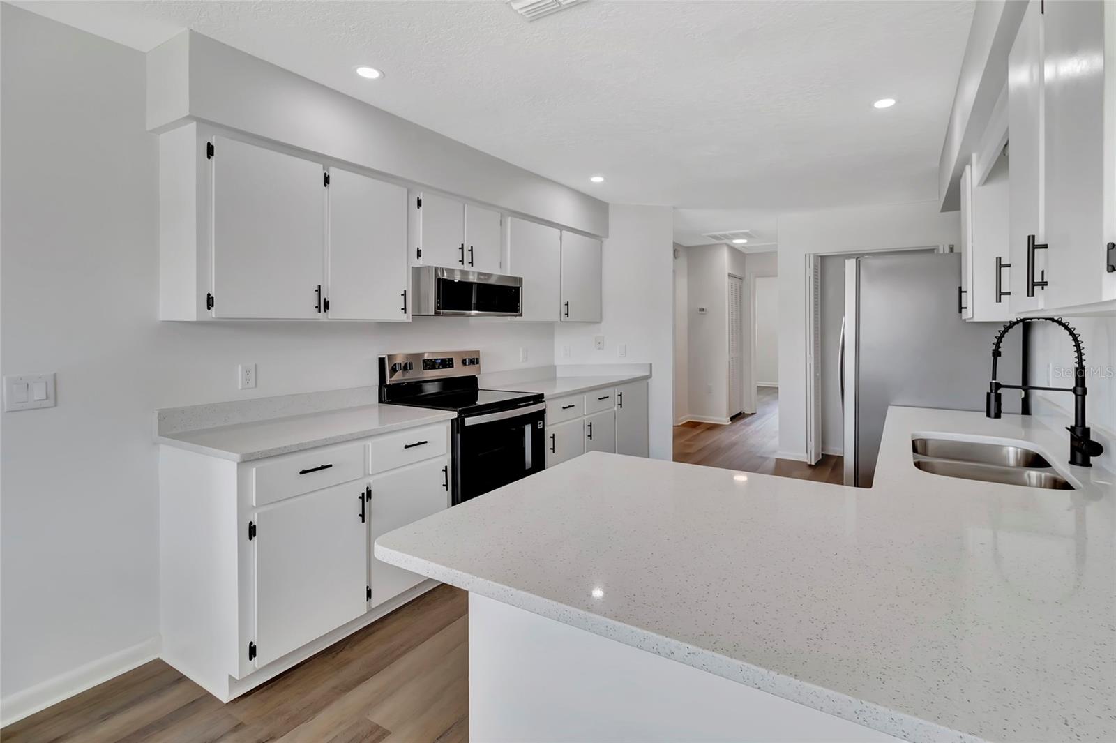 Image 11 of 31 For 2235 Harbor Town Lane