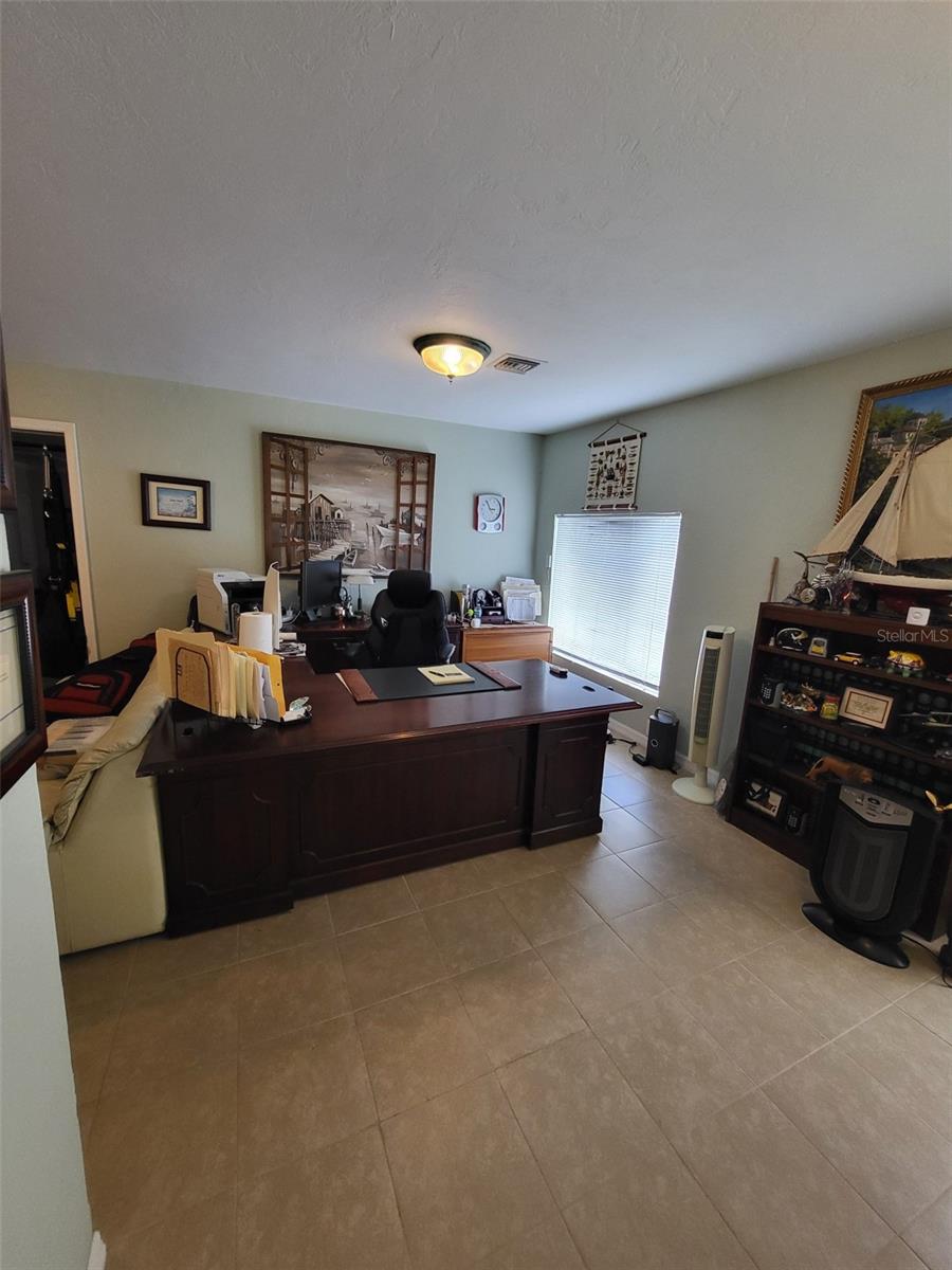 Image 8 of 12 For 2606 Orlando Drive