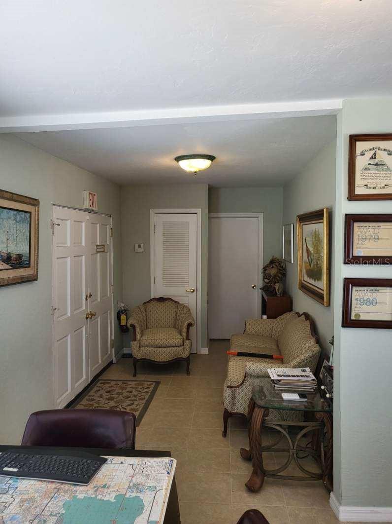 Image 9 of 12 For 2606 Orlando Drive