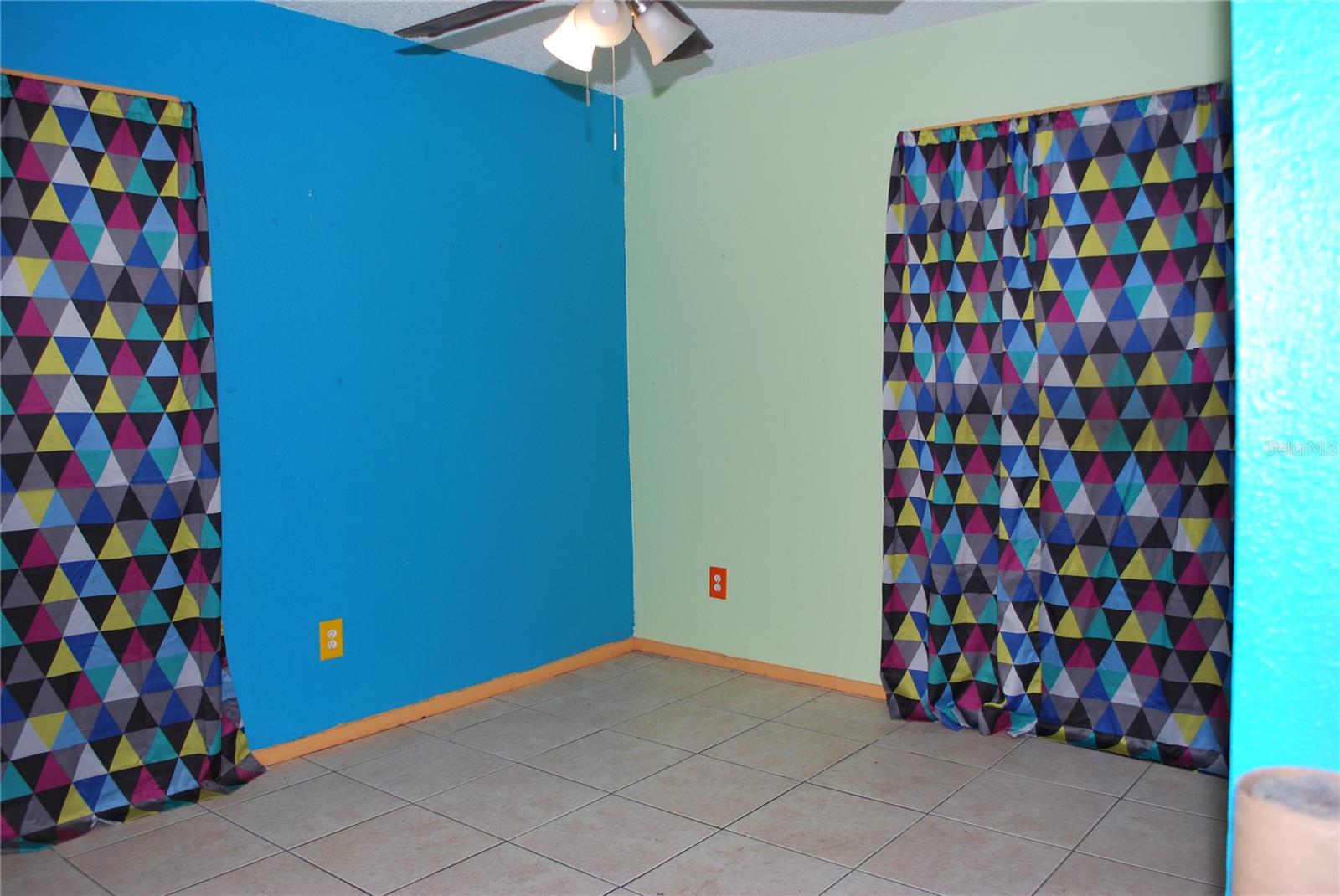 Image 16 of 33 For 1095 Golden Isle Drive
