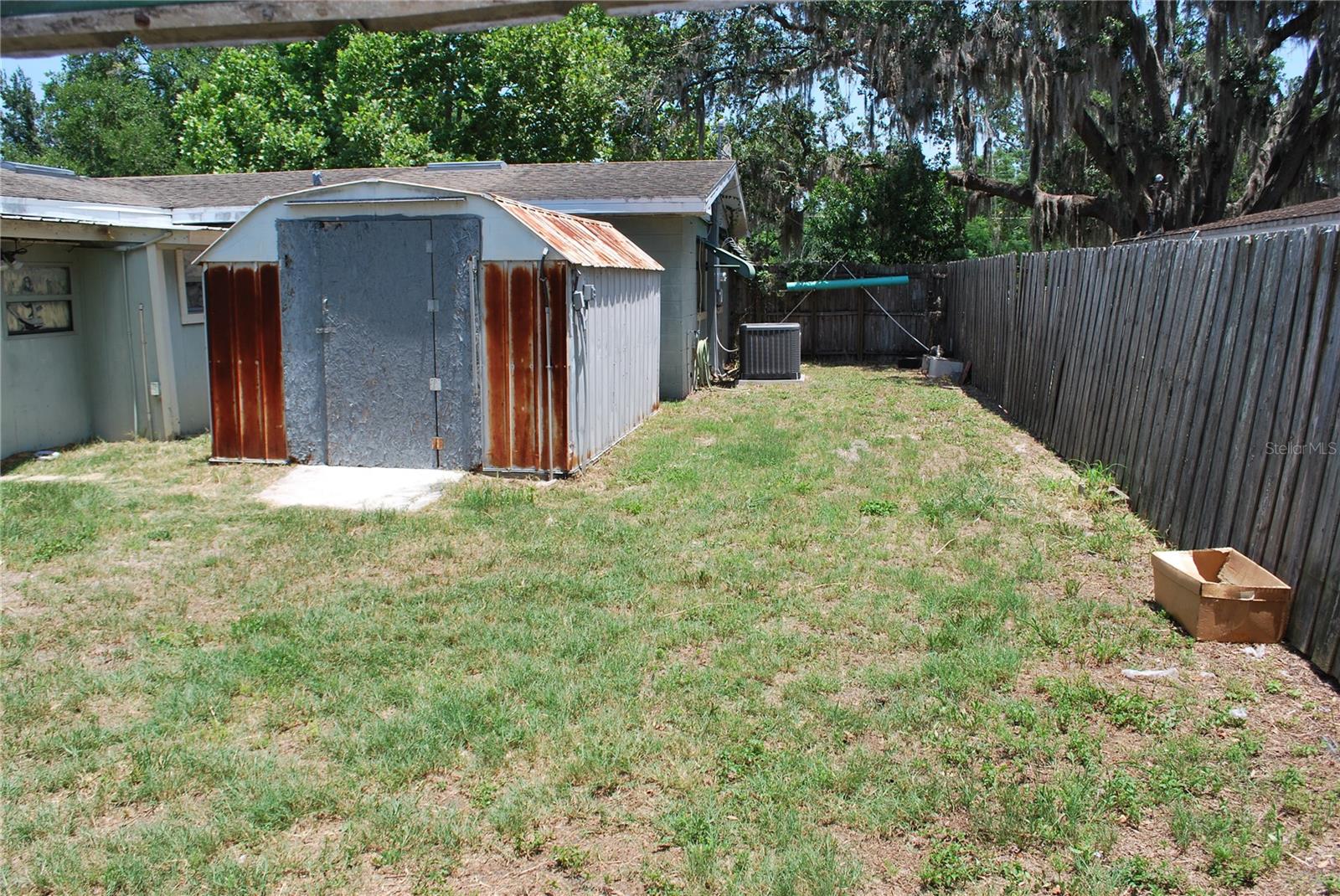 Image 27 of 33 For 1095 Golden Isle Drive