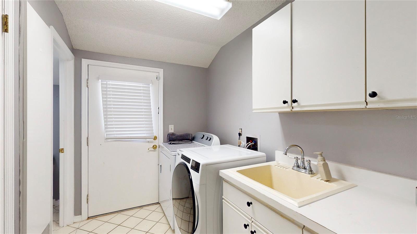 Image 25 of 45 For 33913 Sabal Way