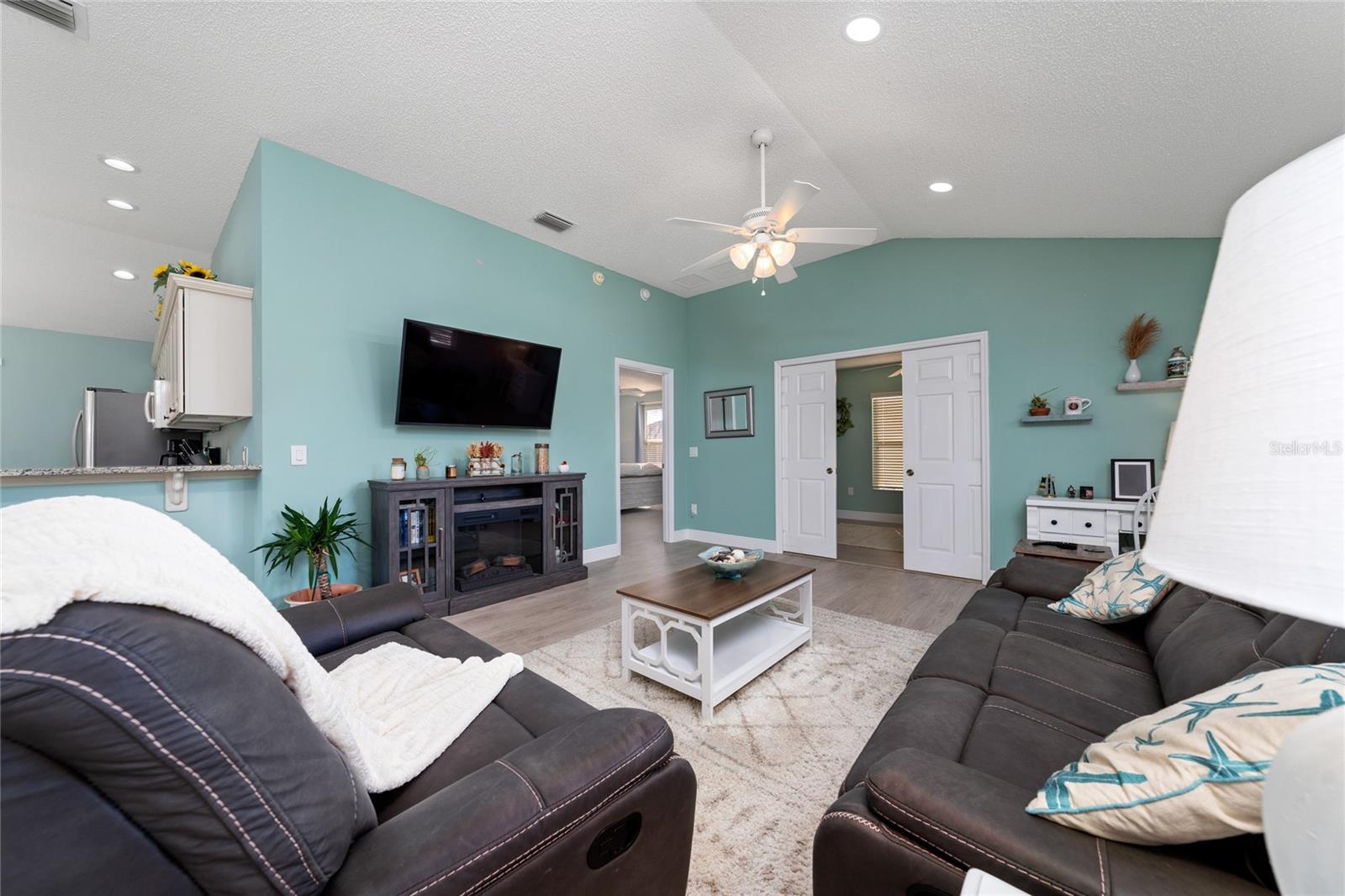 Image 18 of 41 For 9430 Se 176th Saffold Street
