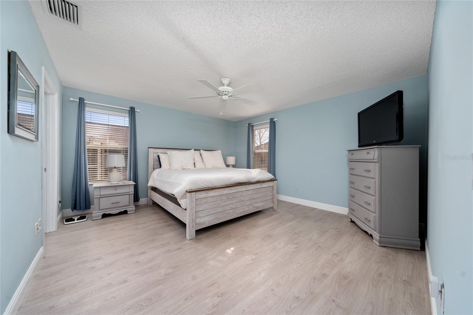 Image 22 of 41 For 9430 Se 176th Saffold Street