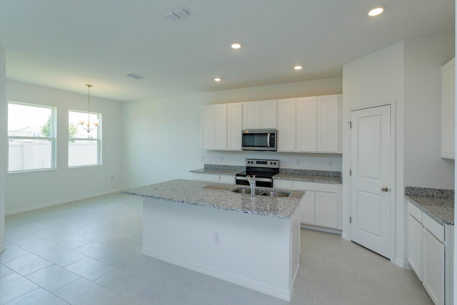 Image 4 of 18 For 520 Silver Palm Drive