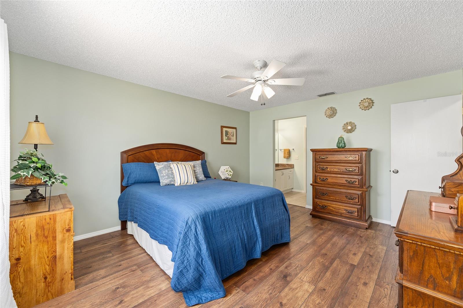 Image 21 of 51 For 2805 Burgos Drive
