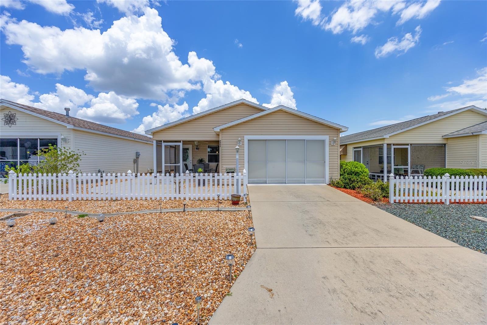 Image 32 of 51 For 2805 Burgos Drive