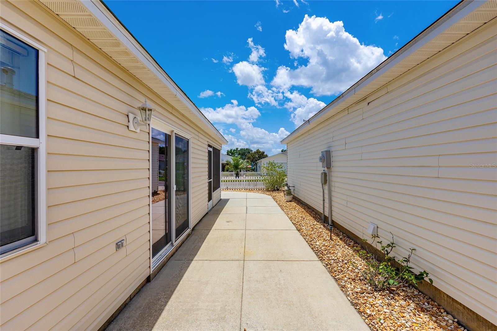 Image 34 of 51 For 2805 Burgos Drive