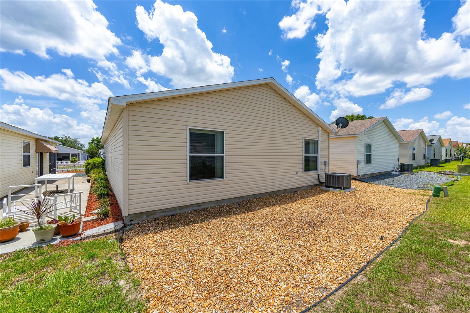 Image 37 of 51 For 2805 Burgos Drive