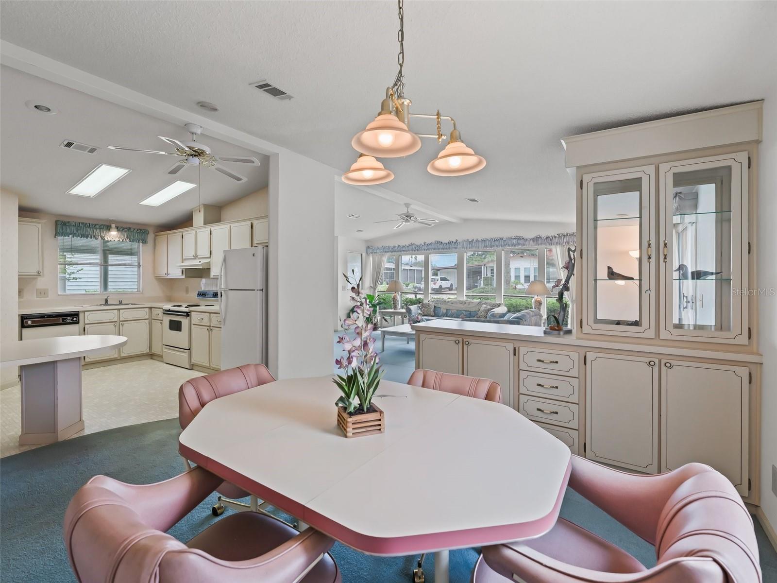 Image 21 of 47 For 727 Turnberry Lane