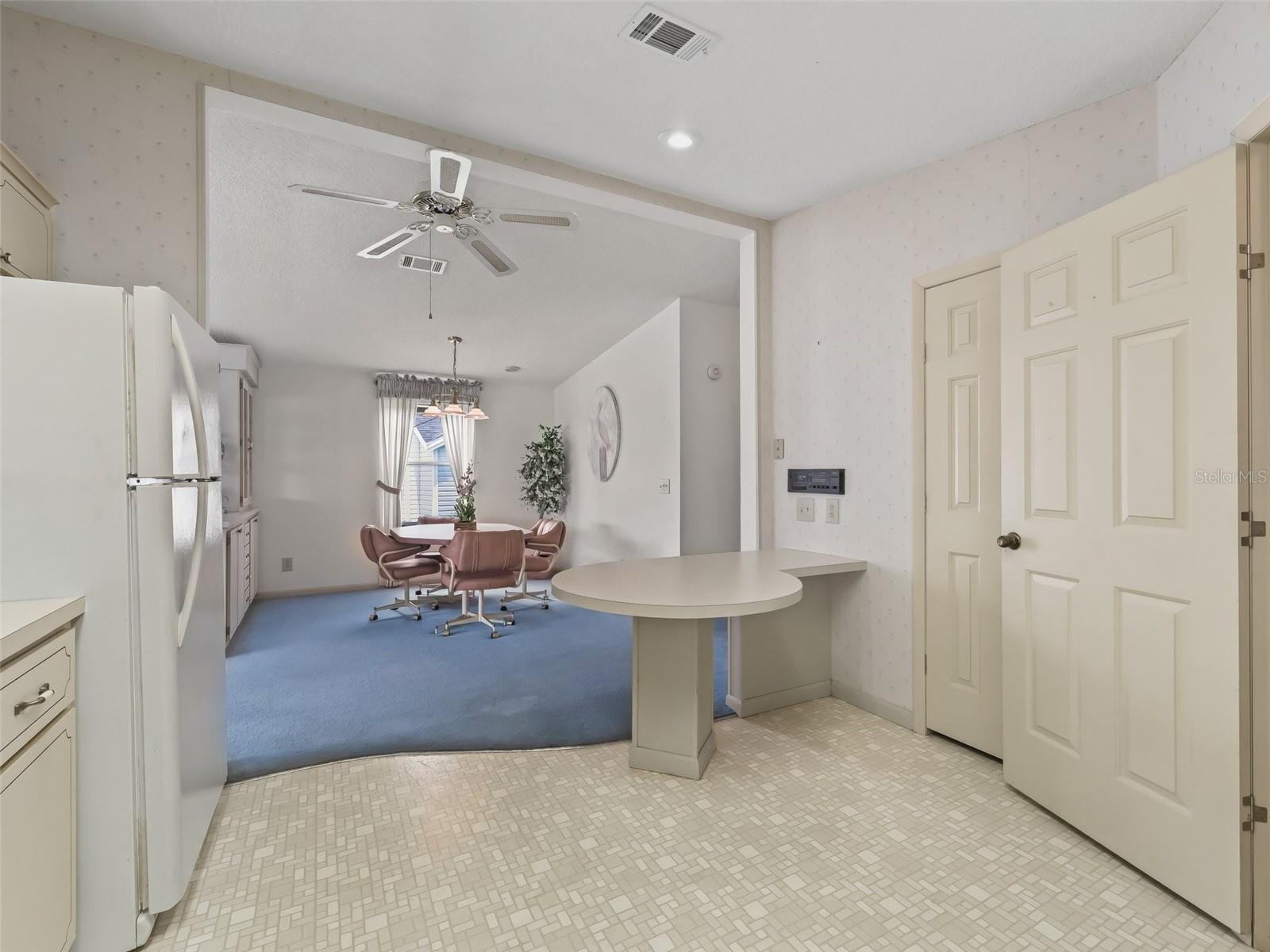 Image 25 of 47 For 727 Turnberry Lane