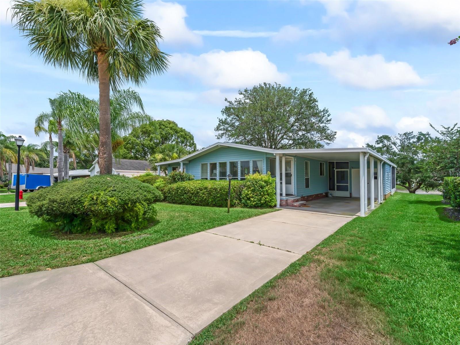 Image 5 of 47 For 727 Turnberry Lane