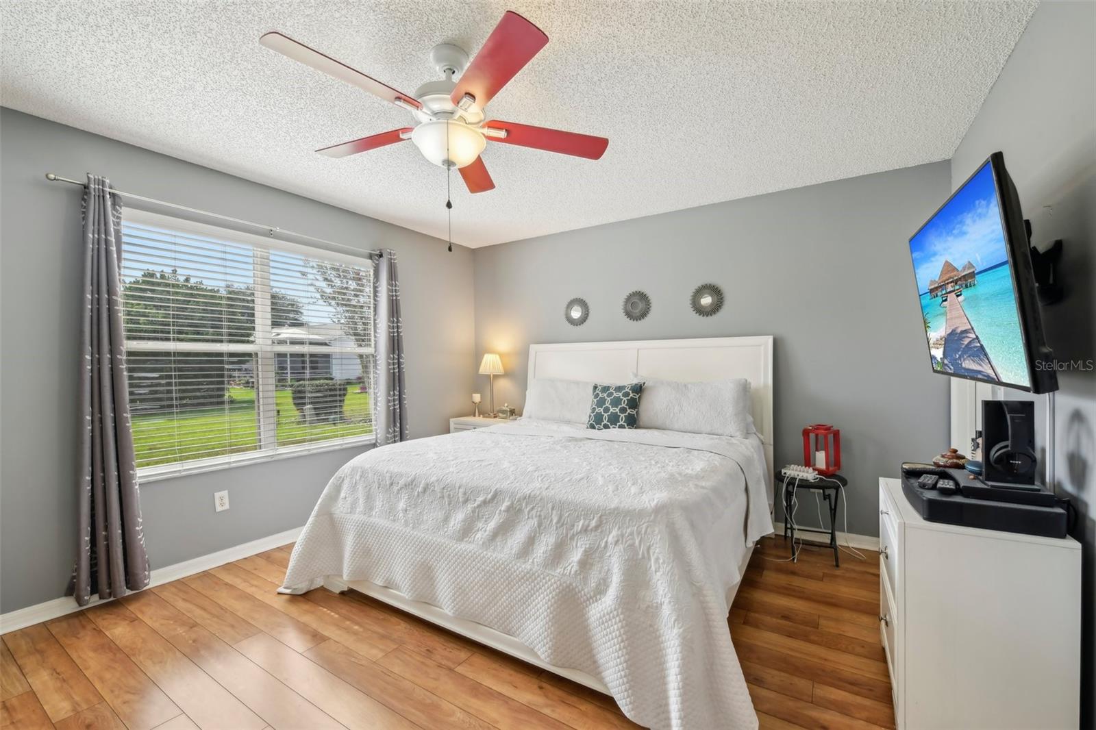 Image 16 of 47 For 8039 174th Belhaven Loop