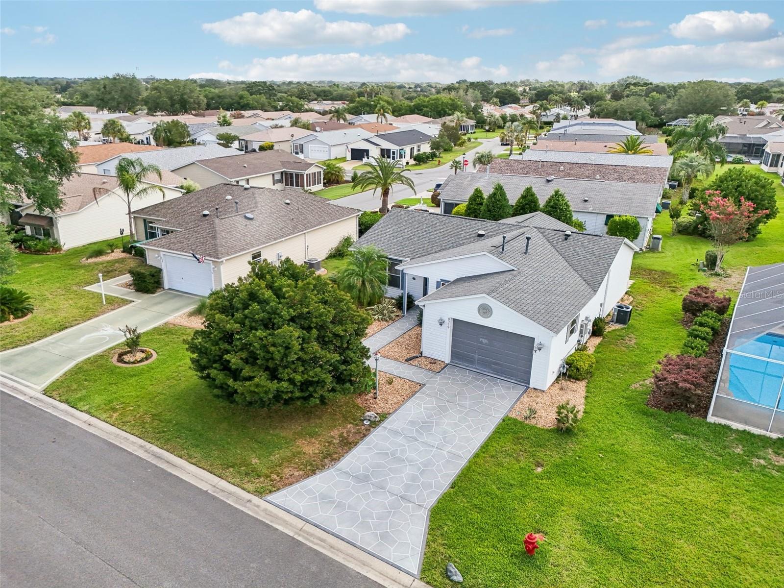 Image 34 of 47 For 8039 174th Belhaven Loop