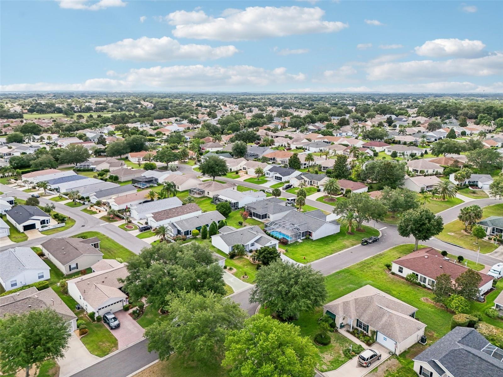 Image 36 of 47 For 8039 174th Belhaven Loop