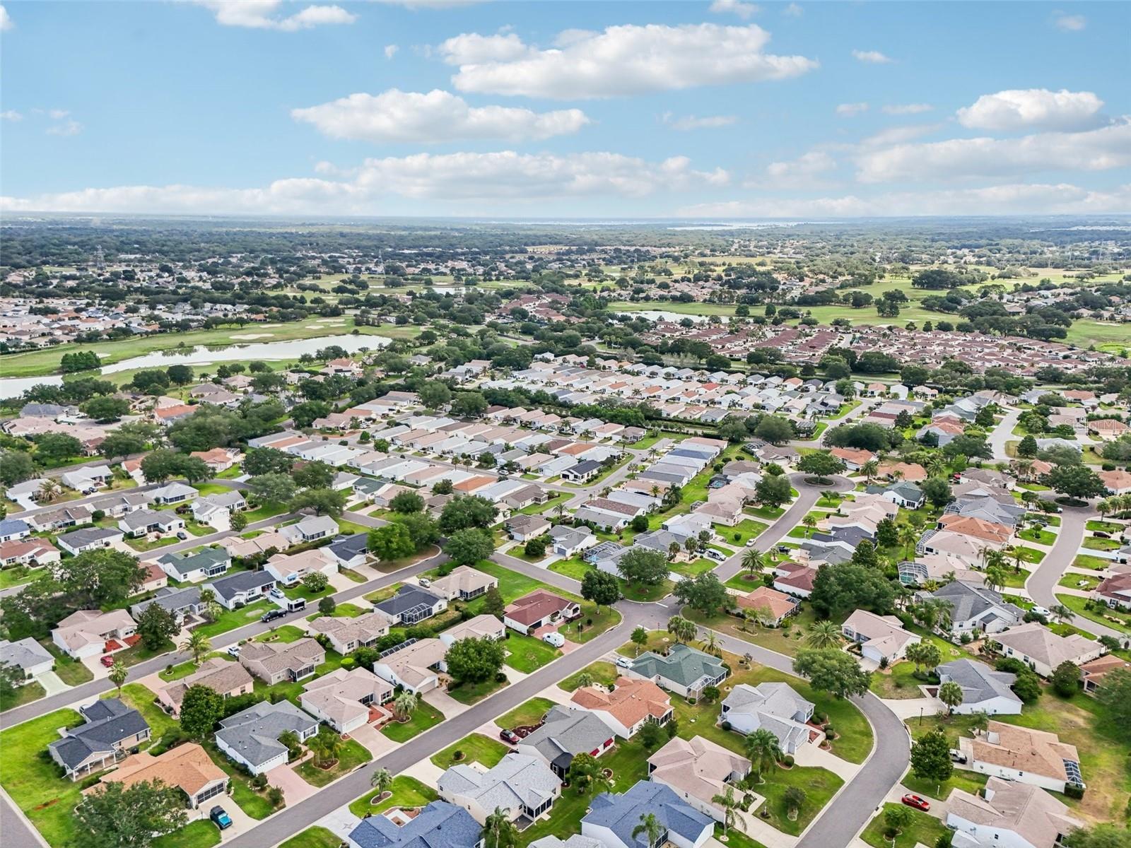 Image 38 of 47 For 8039 174th Belhaven Loop