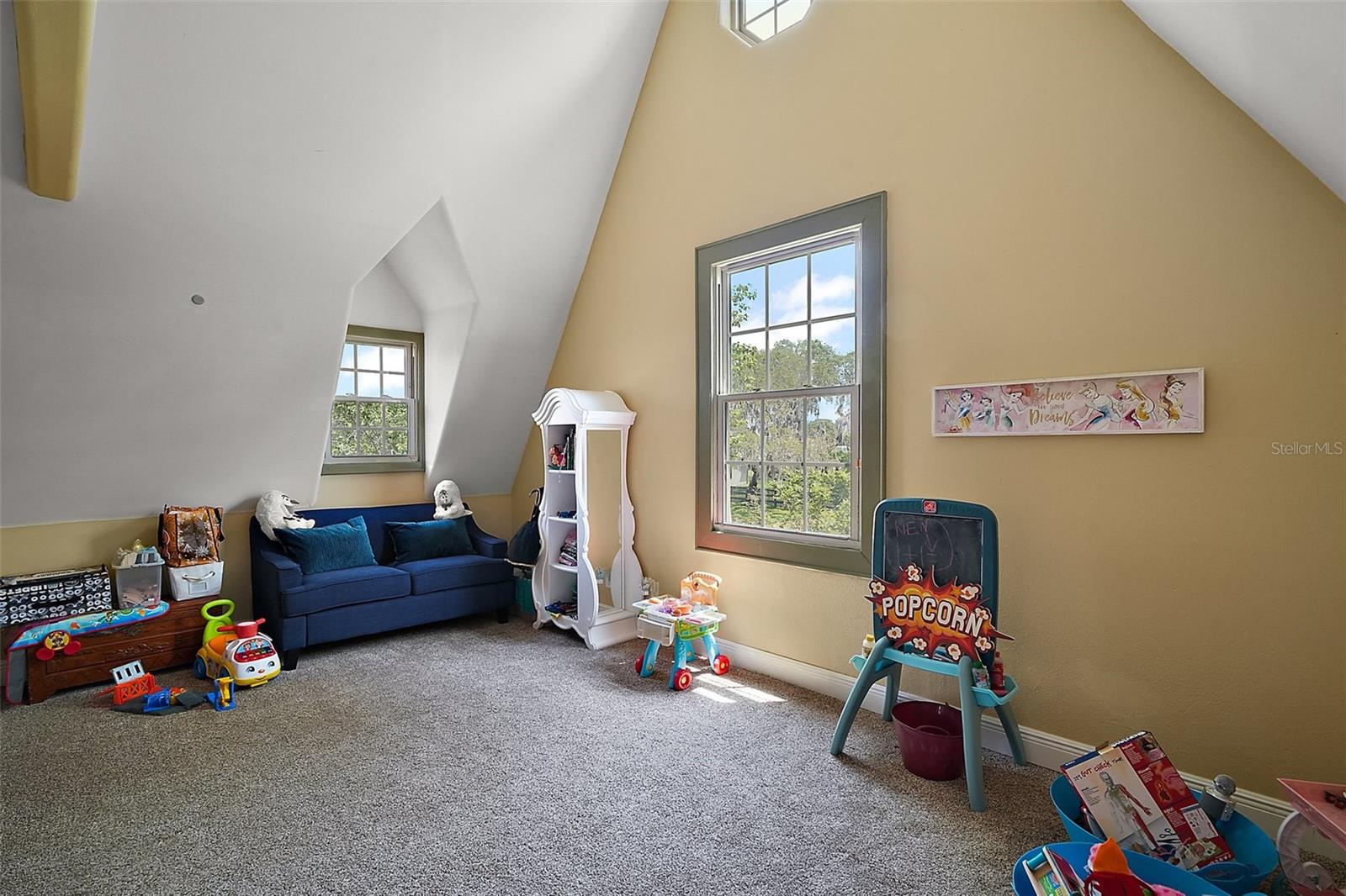 Image 39 of 61 For 707 Dixie Drive