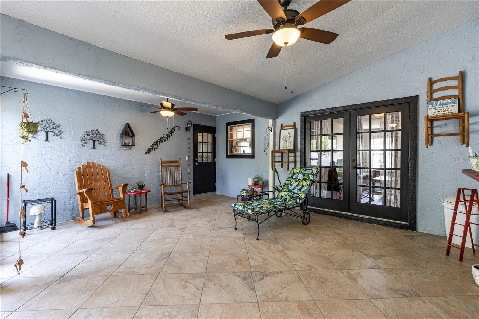 Image 45 of 61 For 5521 Oak Street