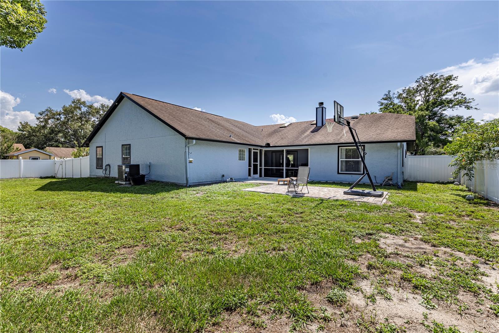 Image 47 of 61 For 5521 Oak Street