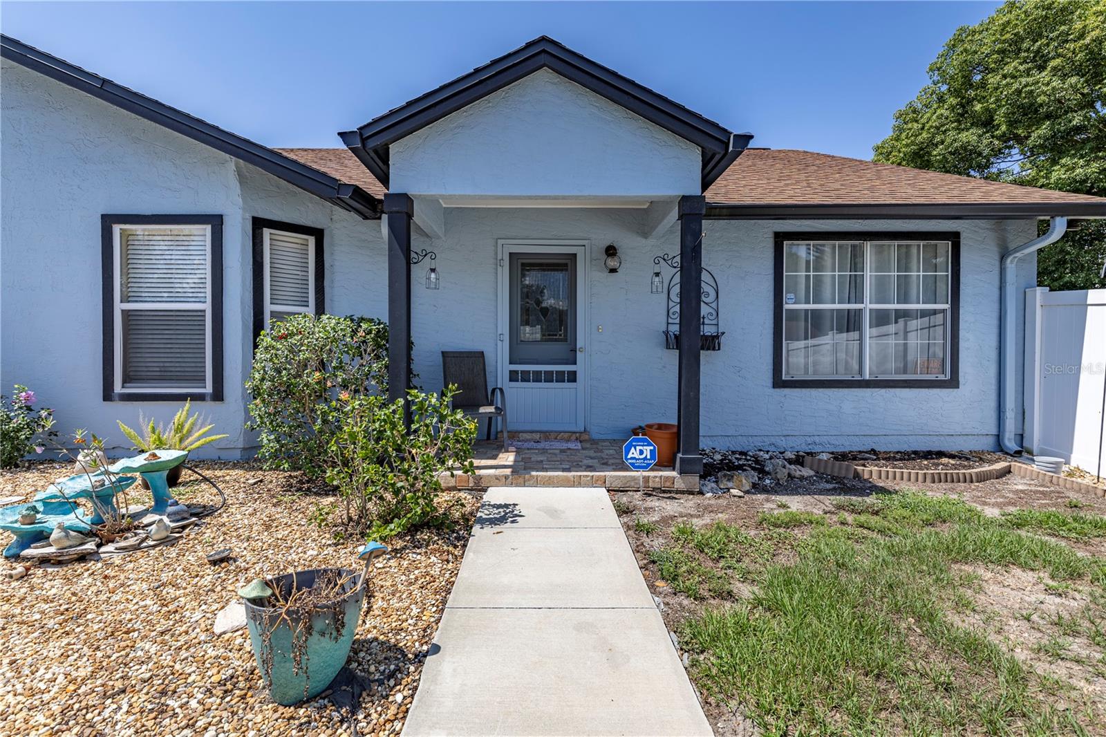 Image 8 of 61 For 5521 Oak Street