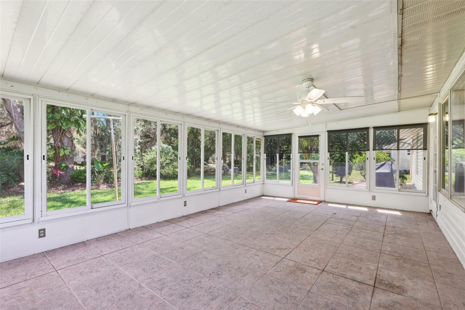 Image 45 of 69 For 1011 Dundee Circle