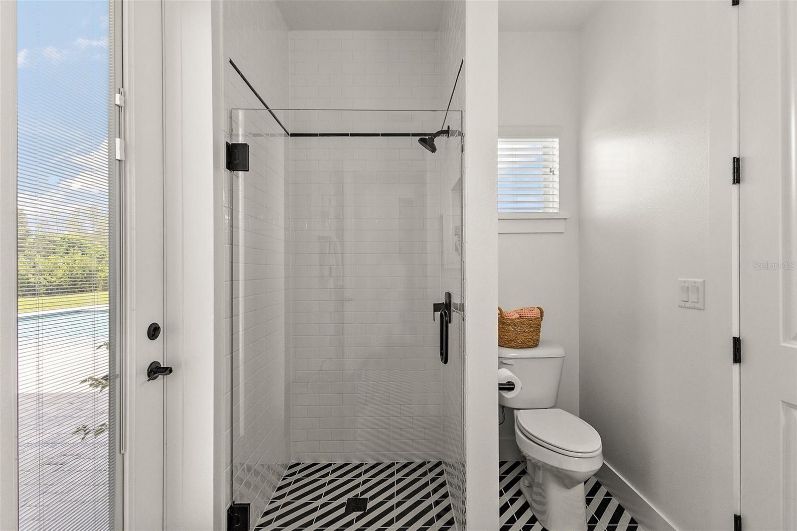 Image 33 of 52 For 35449 Pinegate Trail