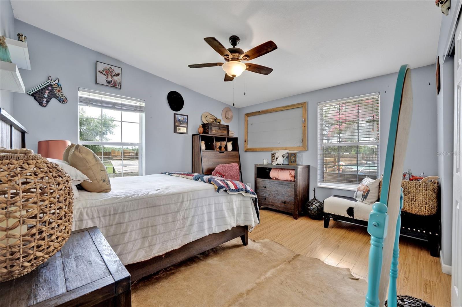 Image 20 of 75 For 21320 Paradise Way
