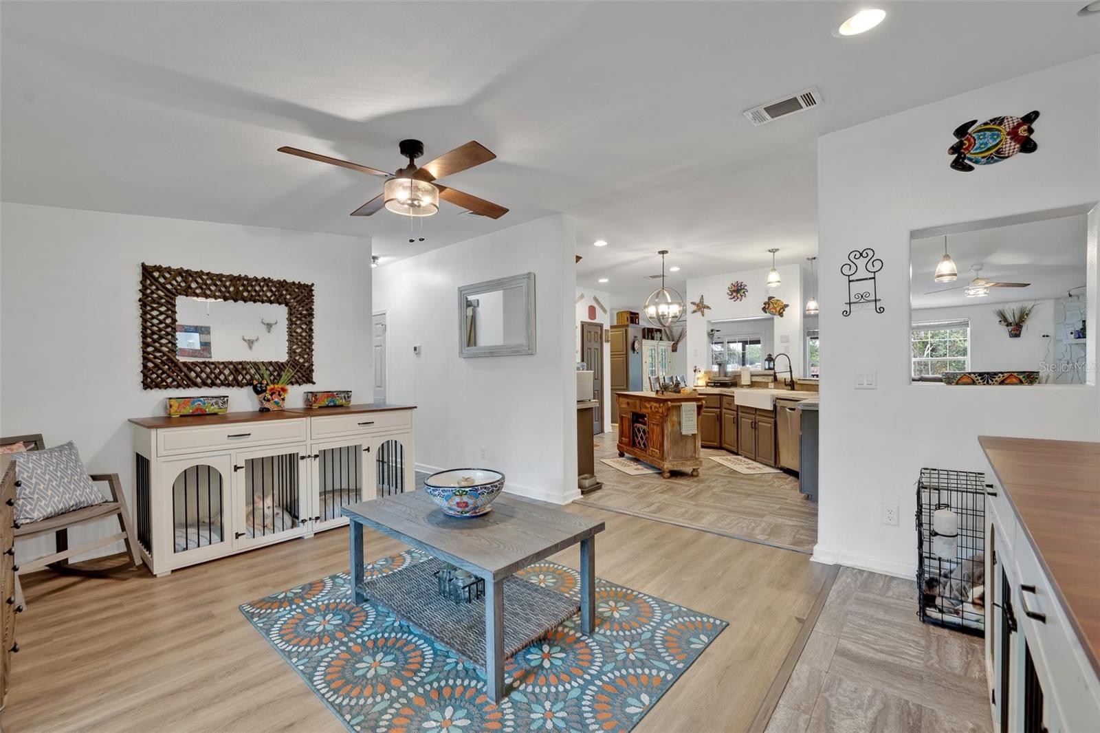 Image 34 of 75 For 21320 Paradise Way