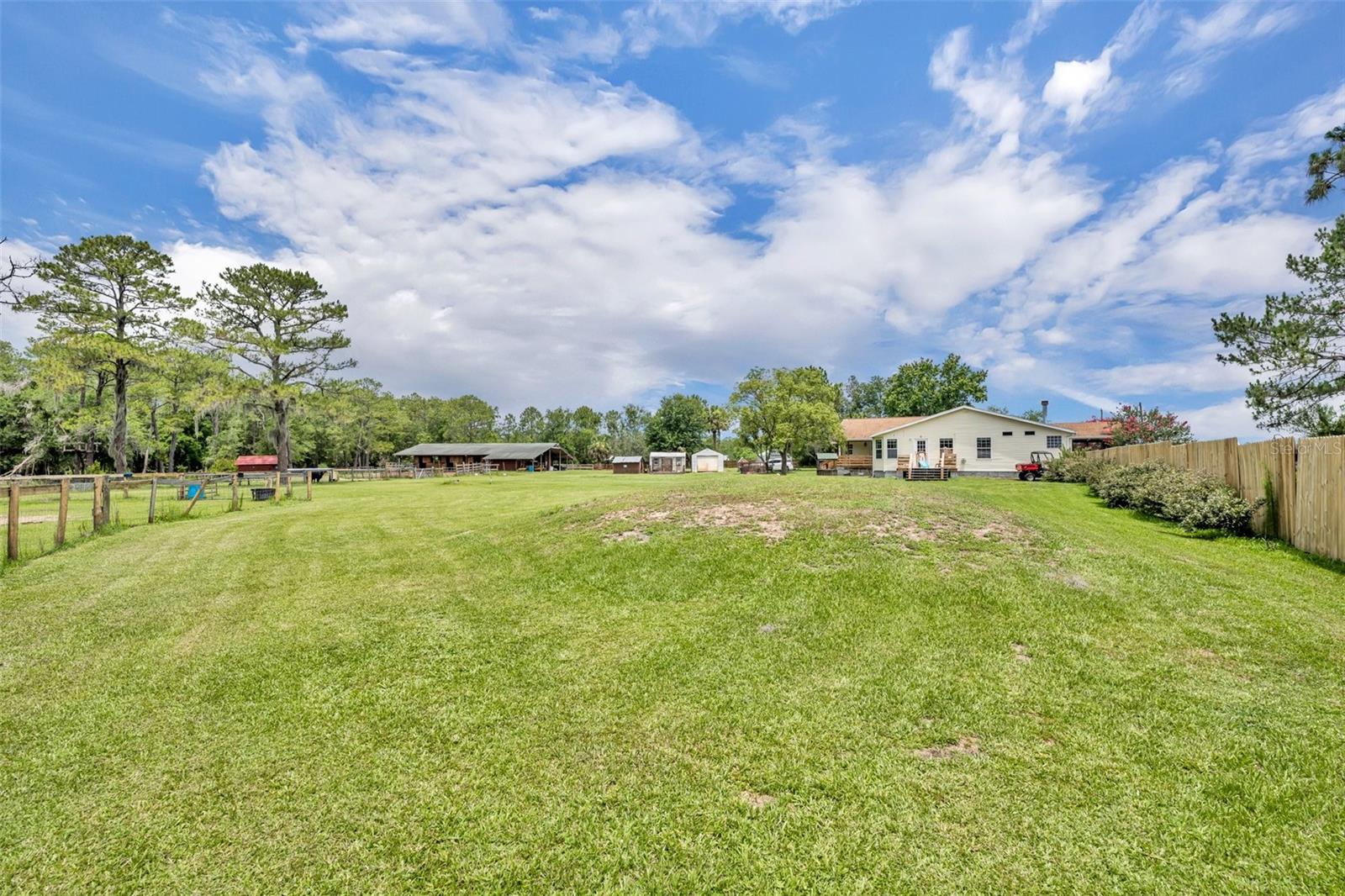 Image 45 of 75 For 21320 Paradise Way