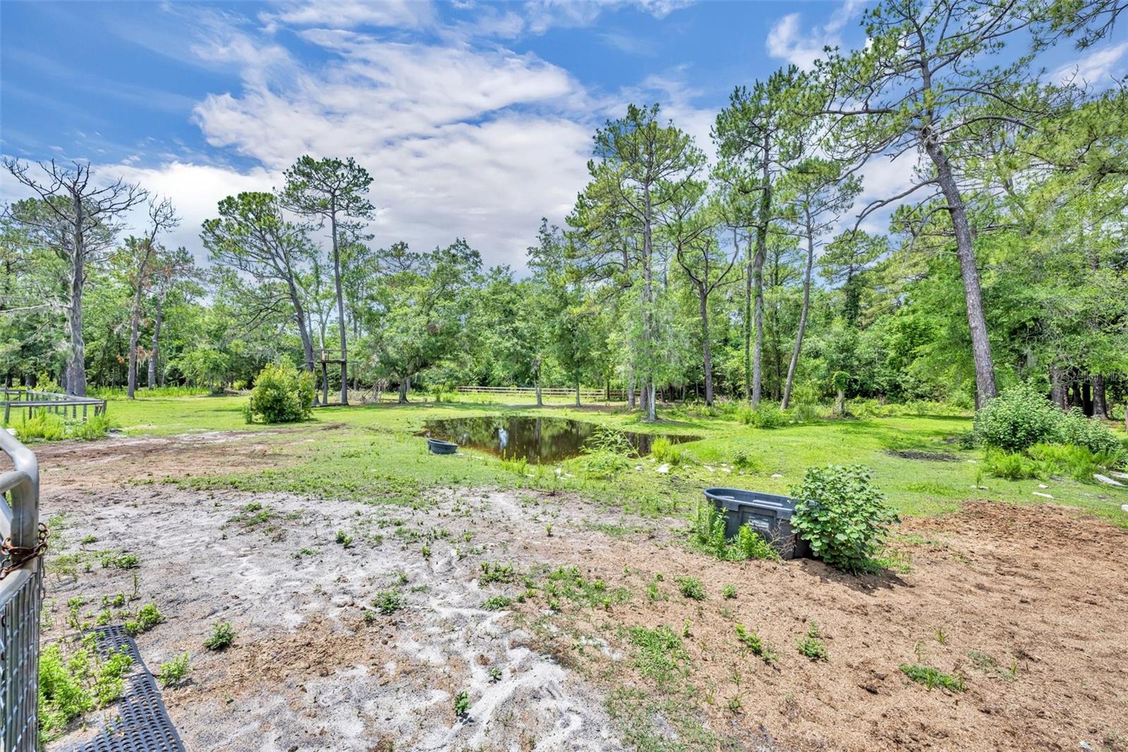 Image 49 of 75 For 21320 Paradise Way