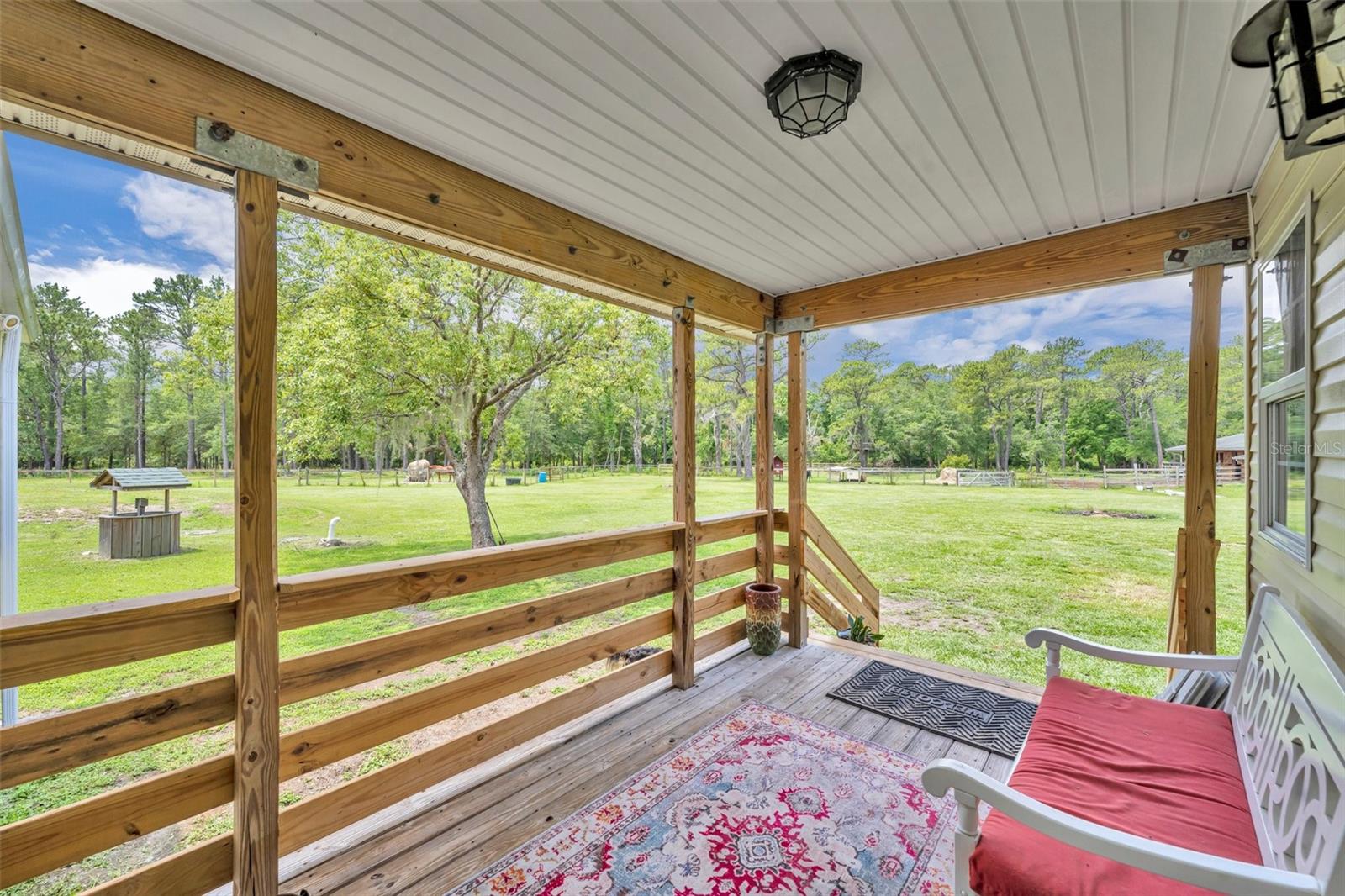 Image 5 of 75 For 21320 Paradise Way