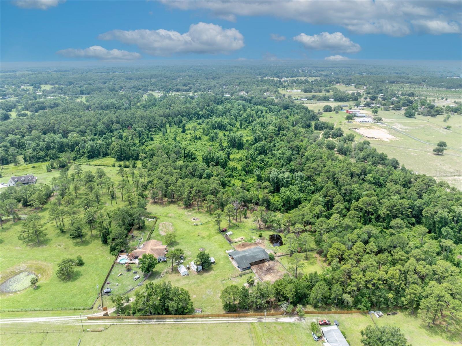 Image 65 of 75 For 21320 Paradise Way