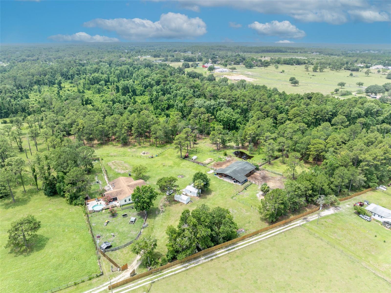 Image 66 of 75 For 21320 Paradise Way