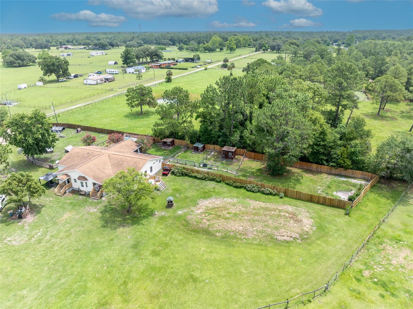 Image 69 of 75 For 21320 Paradise Way