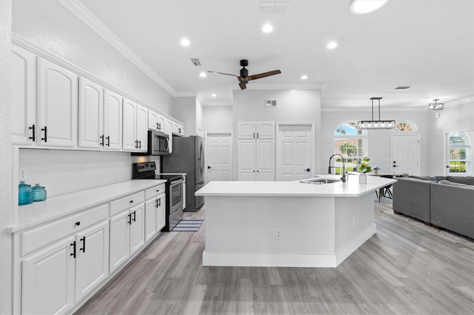 Image 32 of 50 For 11884 179th Street