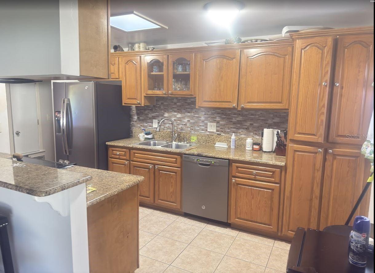 Image 2 of 16 For 48 Pinehurst Circle