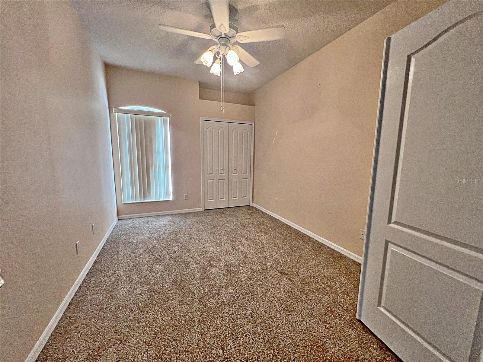 Image 15 of 18 For 2194 Caxton Avenue