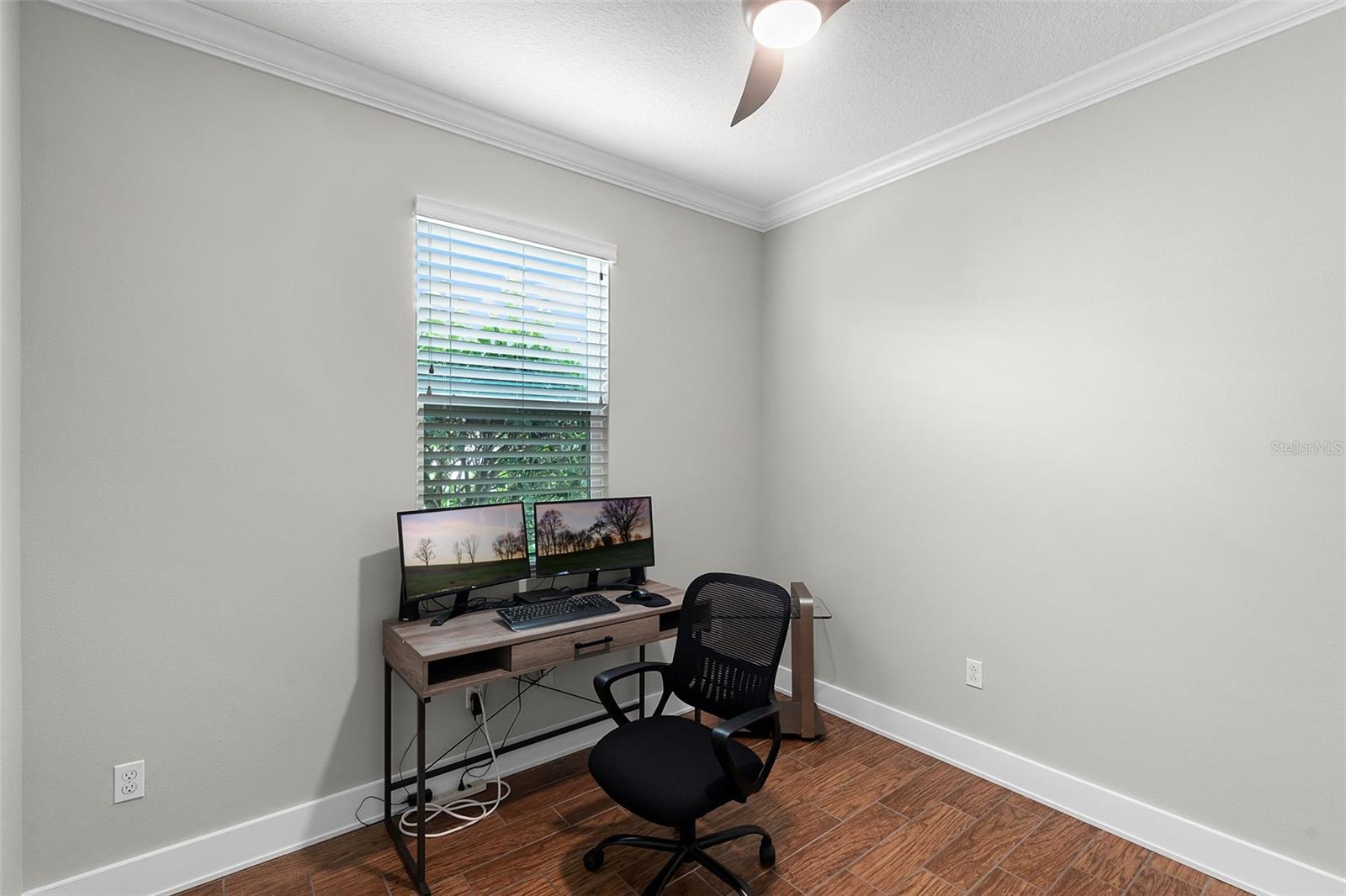 Image 25 of 66 For 313 Blue Cypress Drive