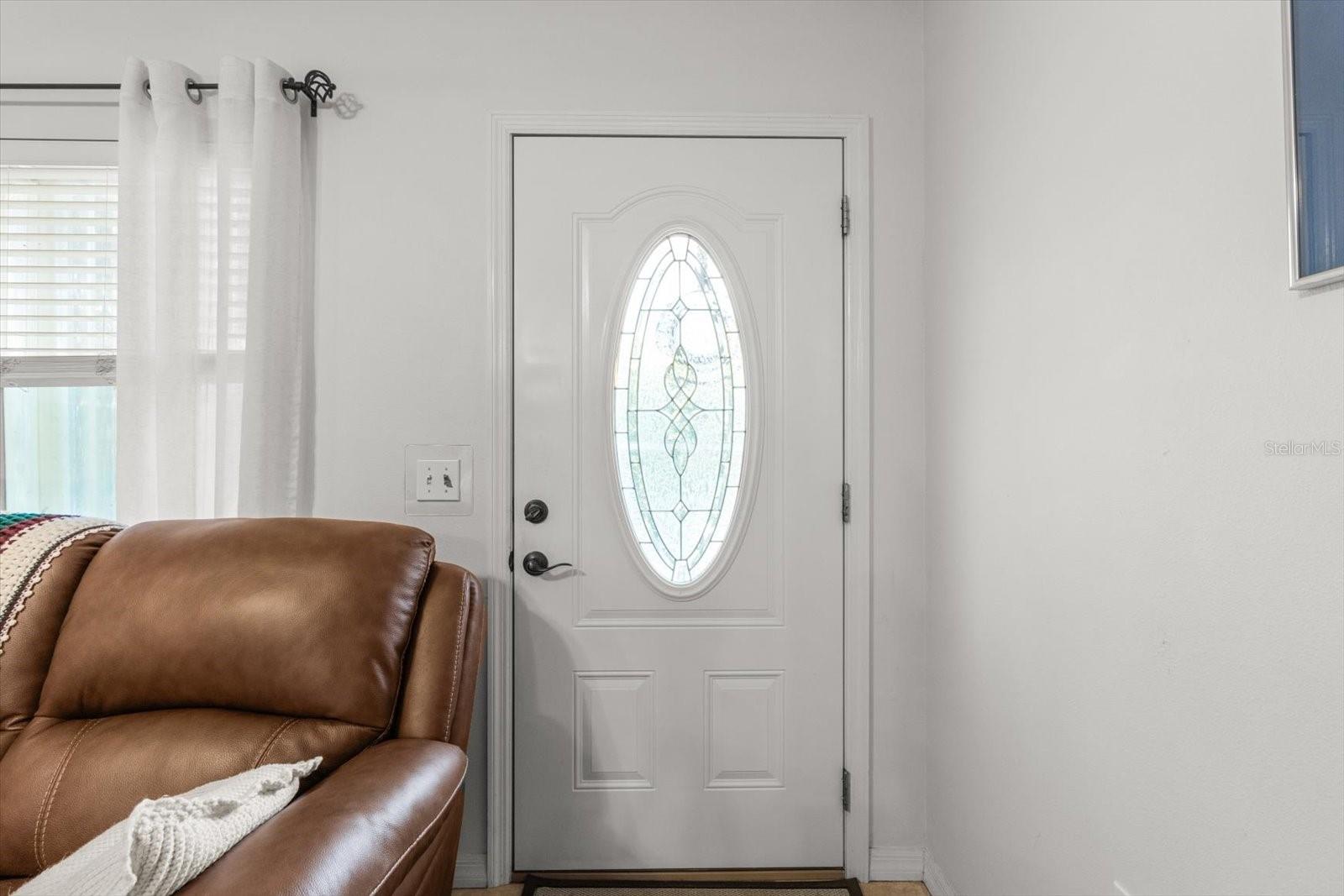 Image 10 of 43 For 2542 Regatta Point