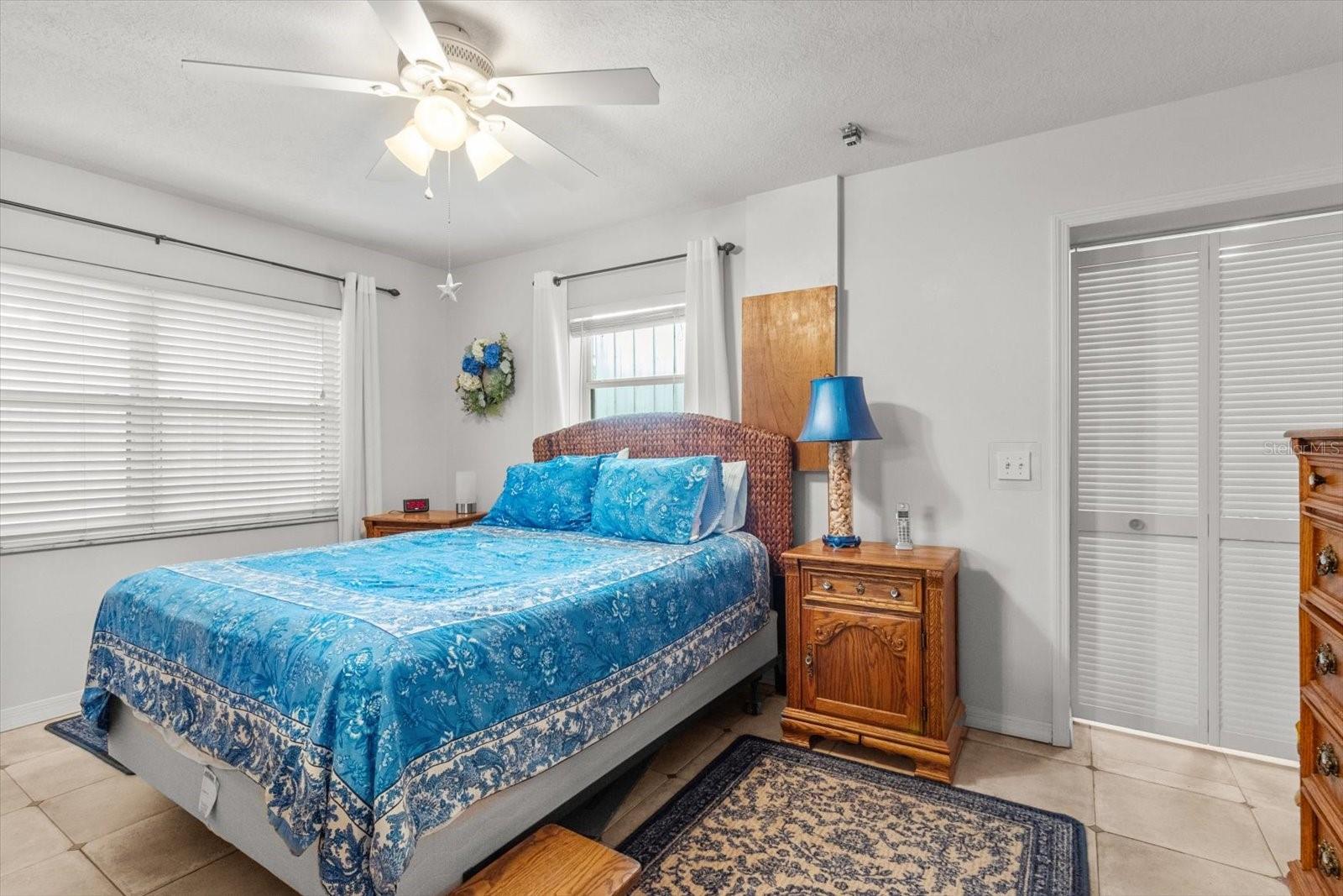 Image 15 of 43 For 2542 Regatta Point