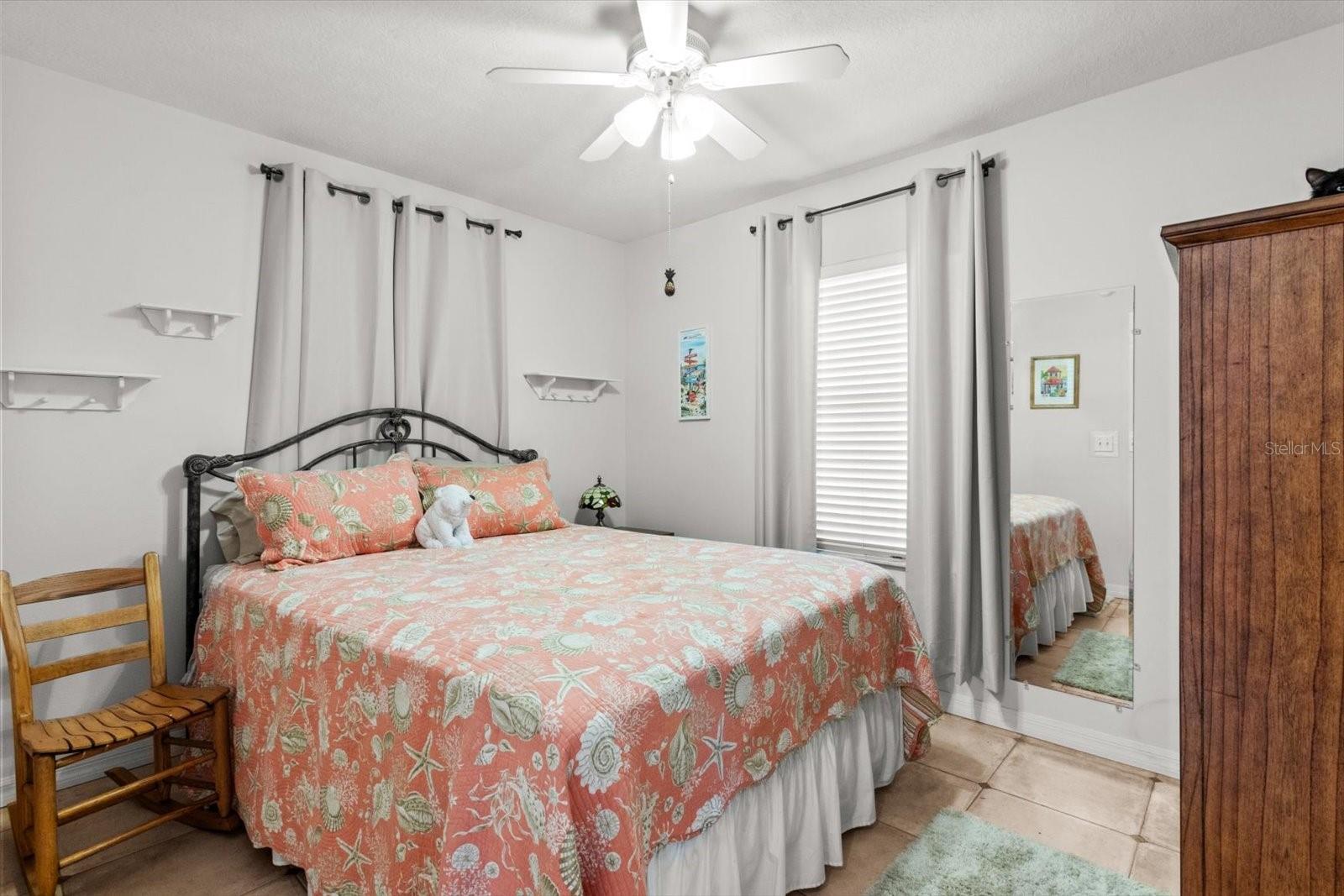 Image 20 of 43 For 2542 Regatta Point