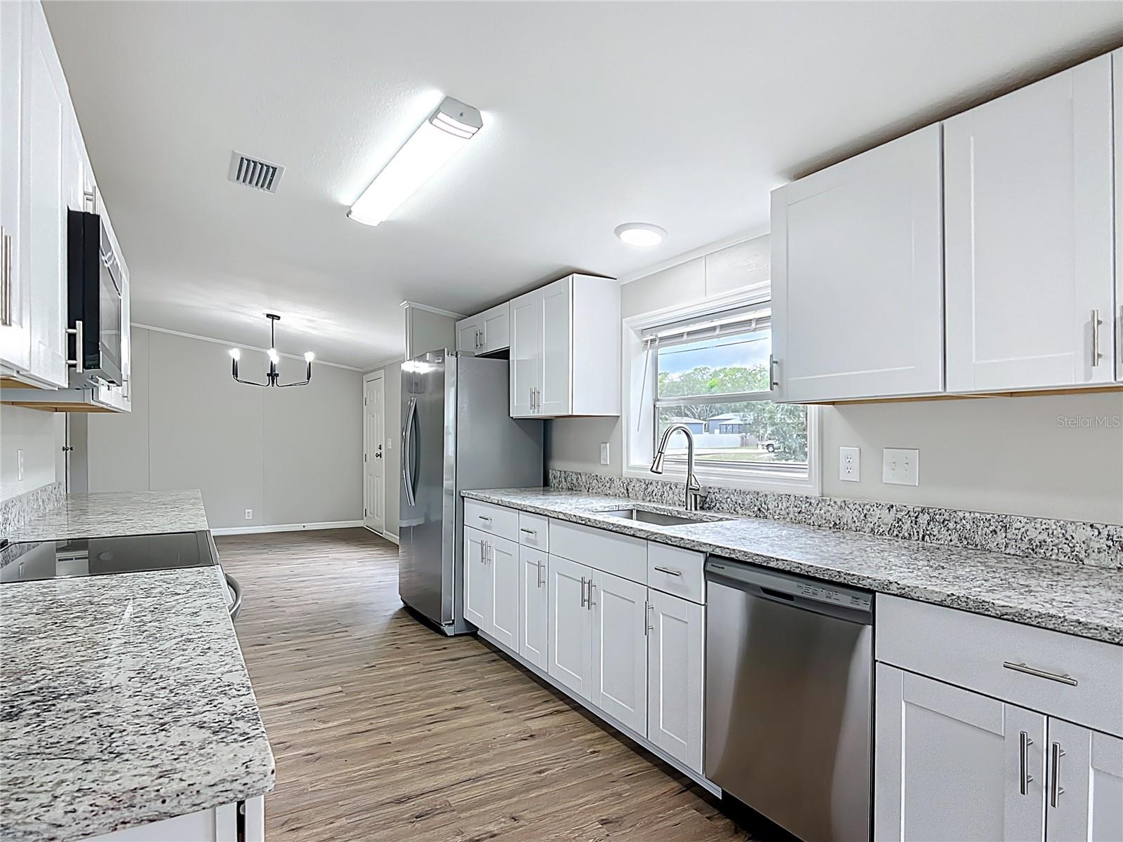 Image 10 of 38 For 6292 Cardinal Street