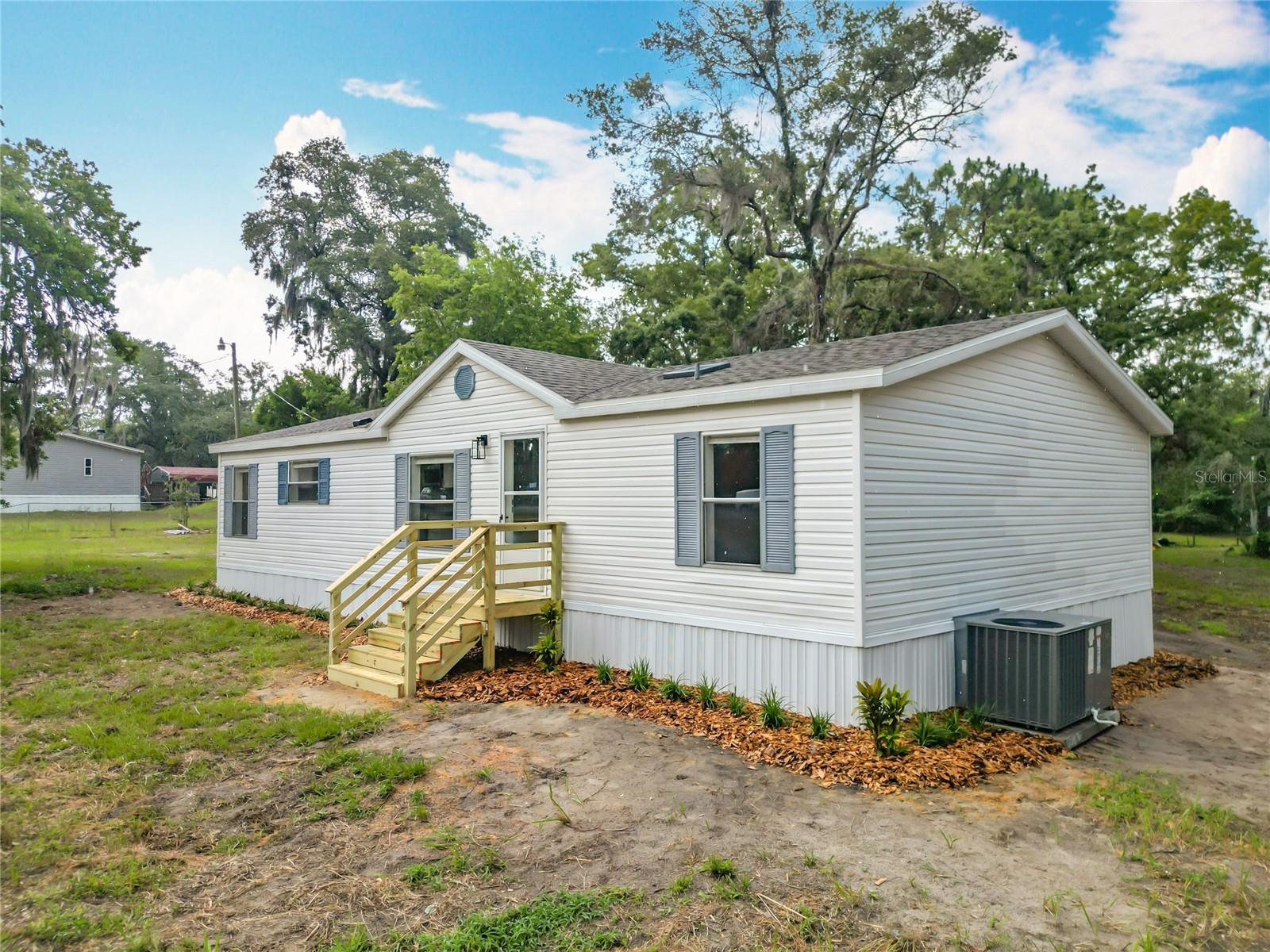 Image 2 of 38 For 6292 Cardinal Street
